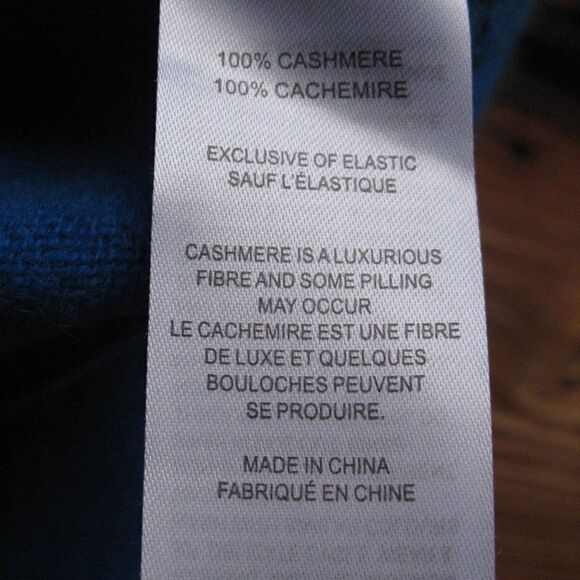 Crush 100 % Cashmere V Neck Sweater - Picture 8 of 9